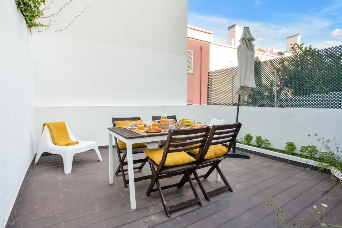 Modern 2 Bedroom Apartment In Estrela With Outside Terrace! Amazing For Families, Couples, Friends ลิสบอน ภายนอก รูปภาพ
